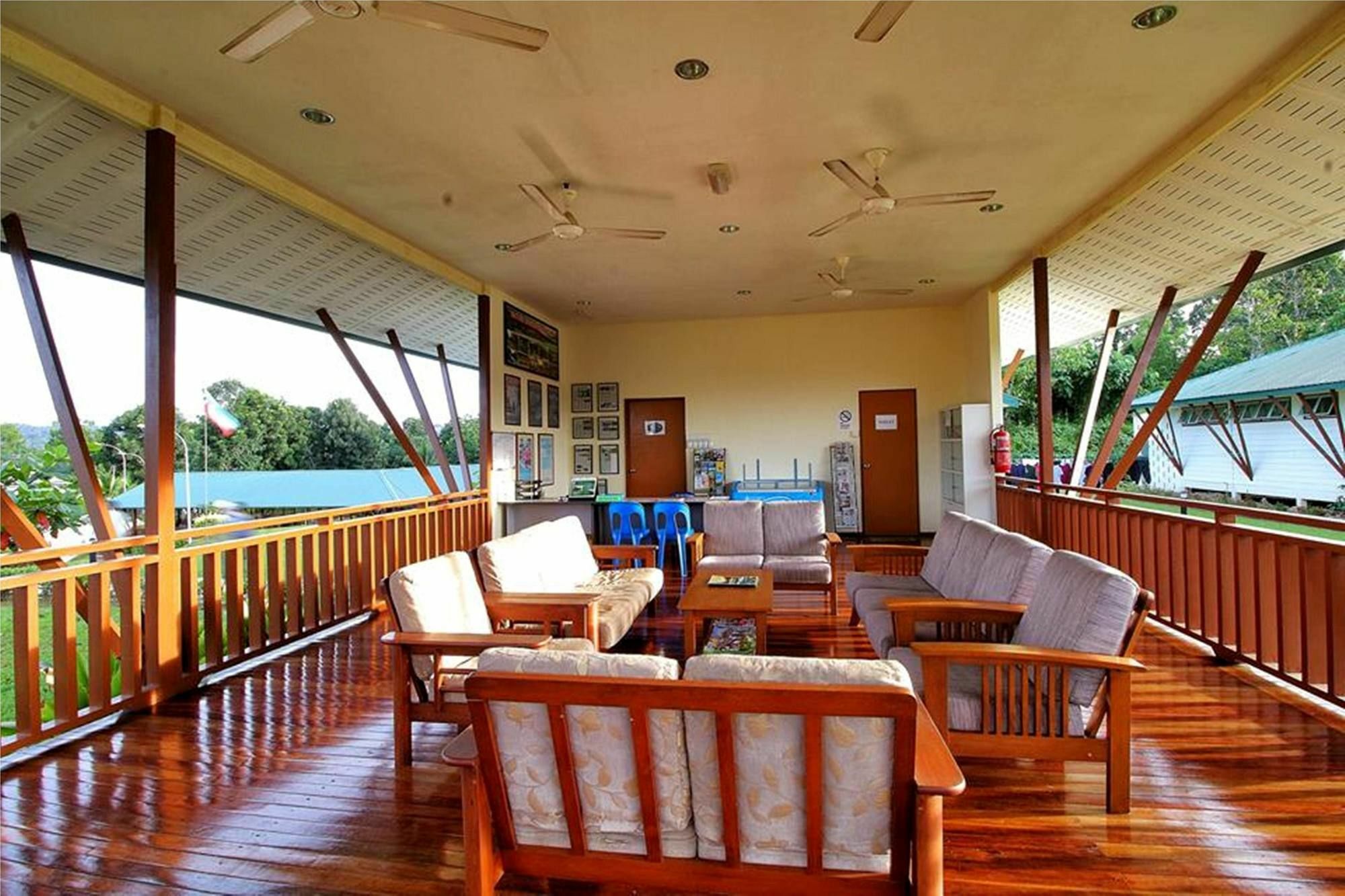 Tanini Sepilok Formerly Known As Nature Lodge Sepilok Exterior photo